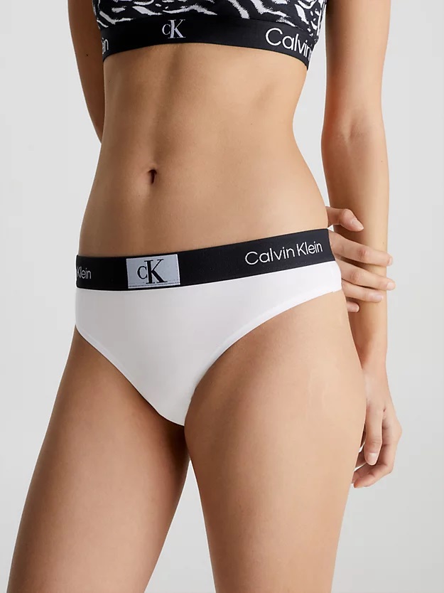 TANGA CALVIN KLEIN (QF7221E-01), Velikost M, Barva bílá