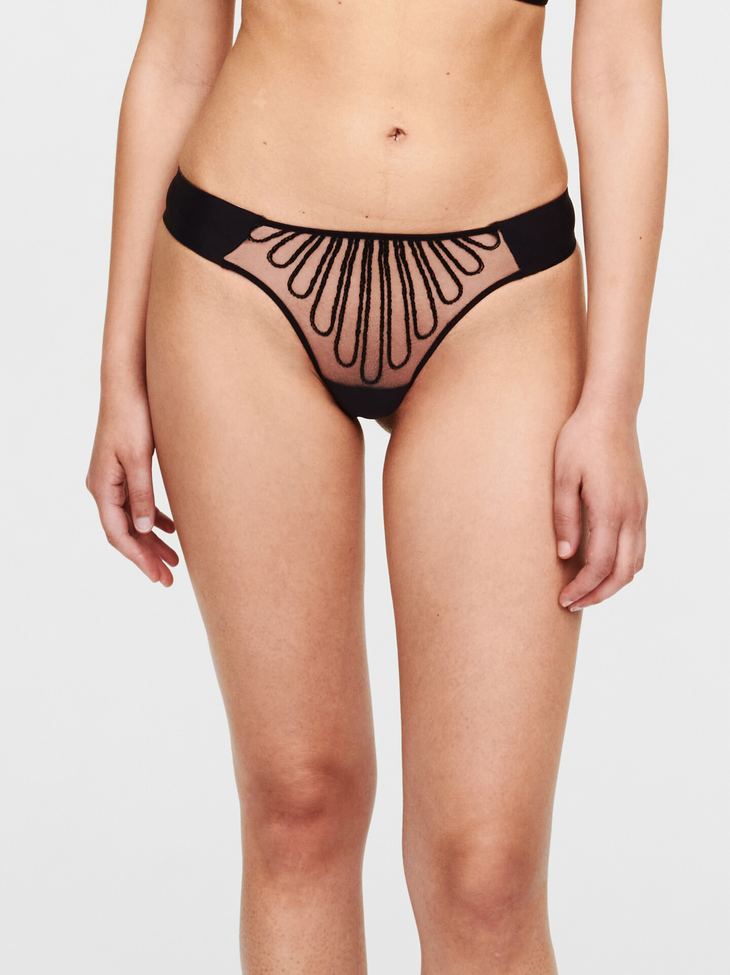 Tanga CHANTELLE X (T09E70-02), Velikost XS, Barva černá