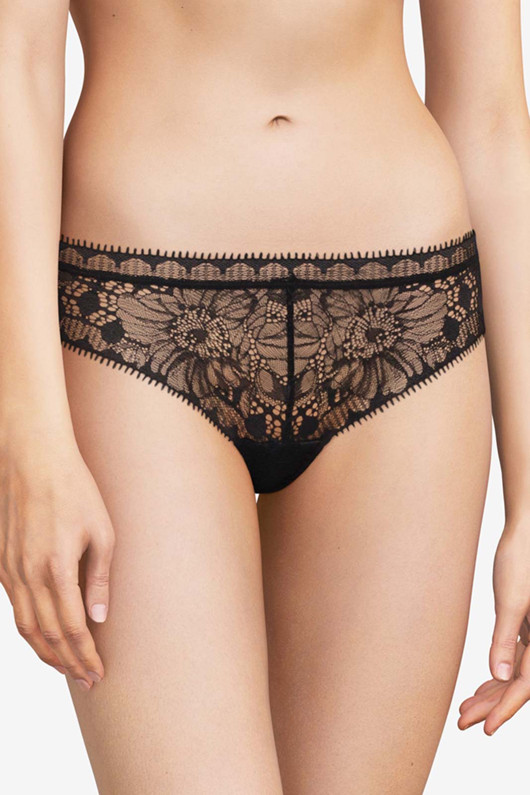 Tanga CHANTELLE (15F9-02), Velikost XS, Barva černá